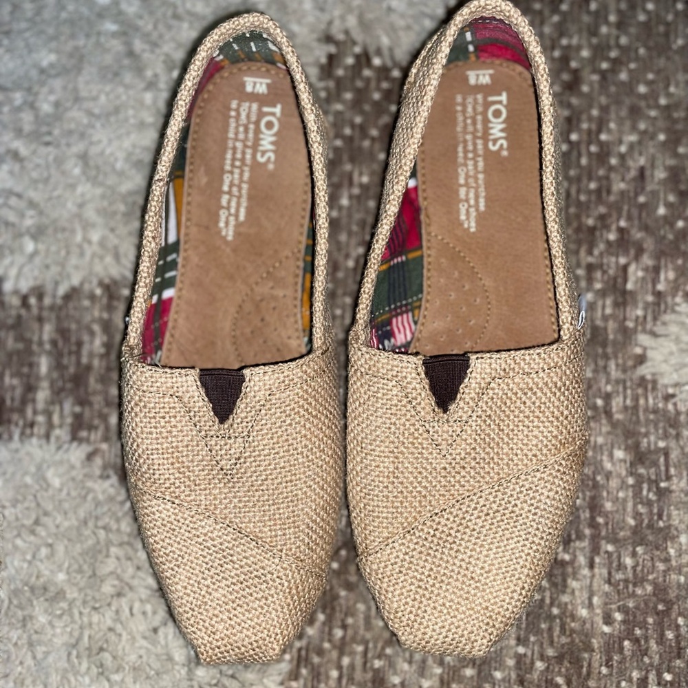 TOMS Beige Burlap Casual Slip-Ons
